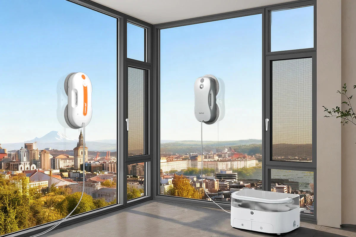 Fensterputzroboter haftet per Saugkraft sicher an senkrechter Glasscheibe